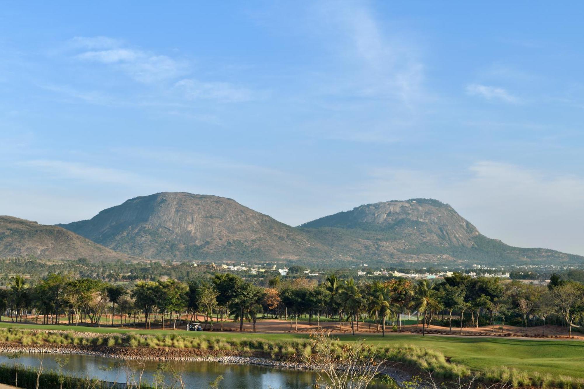Avati Jw Marriott Hotel Bengaluru Prestige Golfshire Resort & Spa מראה חיצוני תמונה