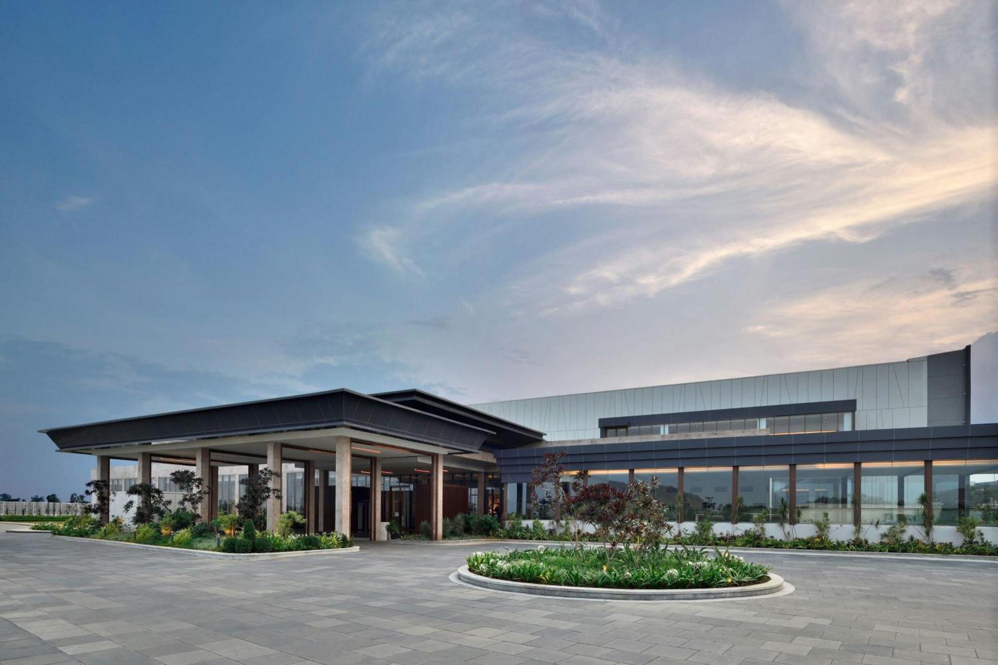 Avati Jw Marriott Hotel Bengaluru Prestige Golfshire Resort & Spa מראה חיצוני תמונה