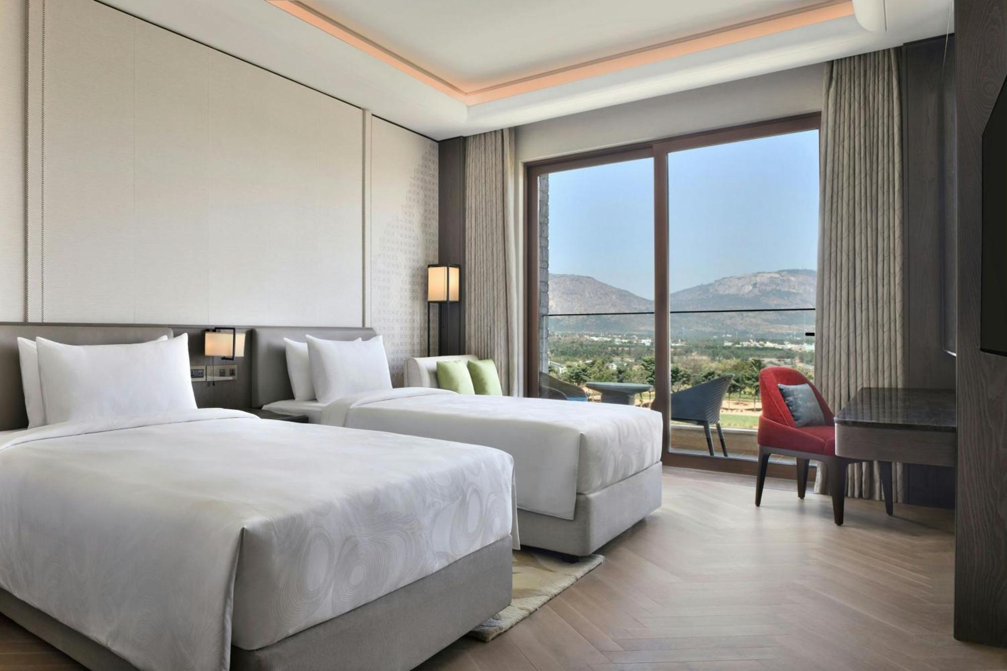 Avati Jw Marriott Hotel Bengaluru Prestige Golfshire Resort & Spa מראה חיצוני תמונה